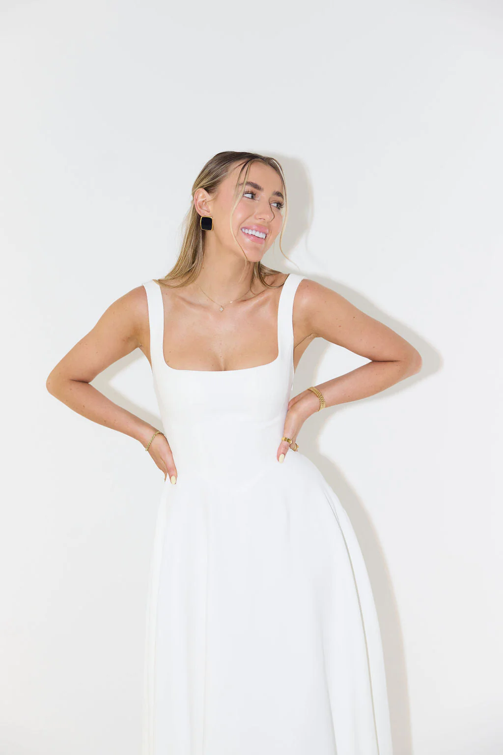 Bonnie | Elegant Midi Dress - Image 2