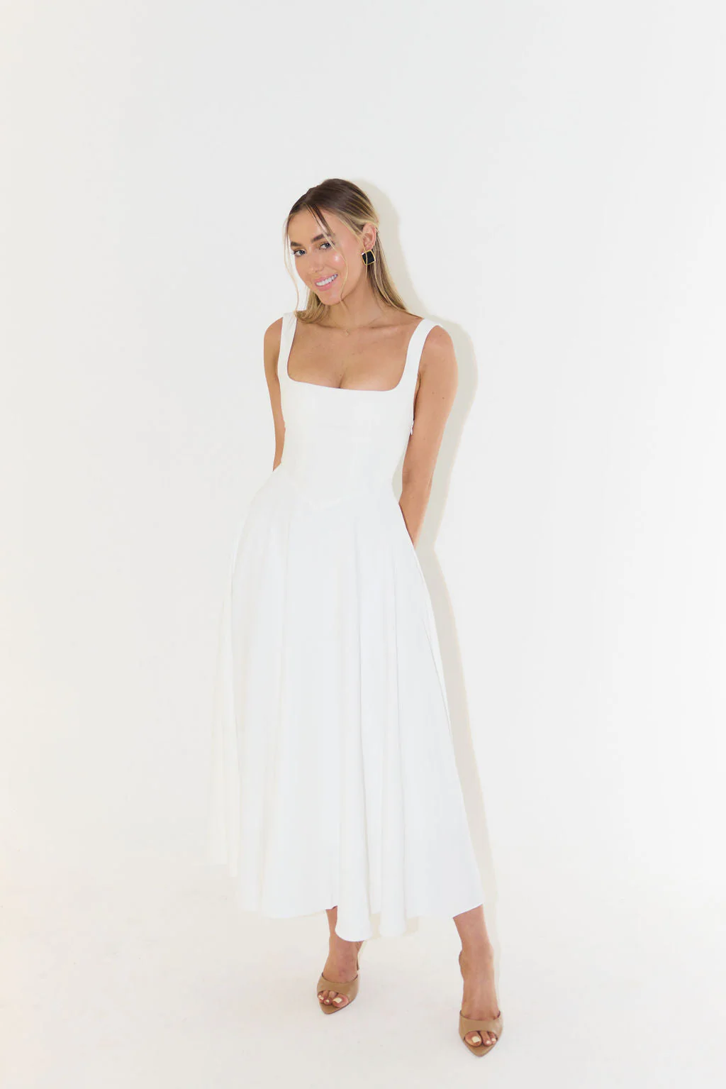 Bonnie | Elegant Midi Dress - Image 3