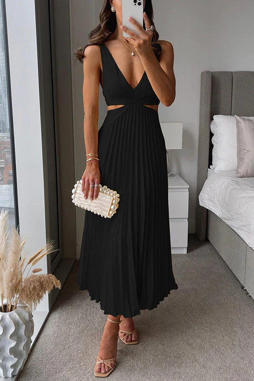 Courtney | Pleated Maxi Dress - Image 8
