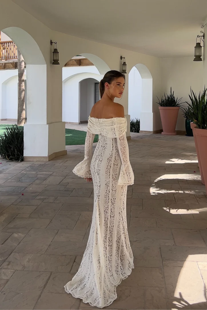 Eulalia | Lace Maxi Dress - Image 2