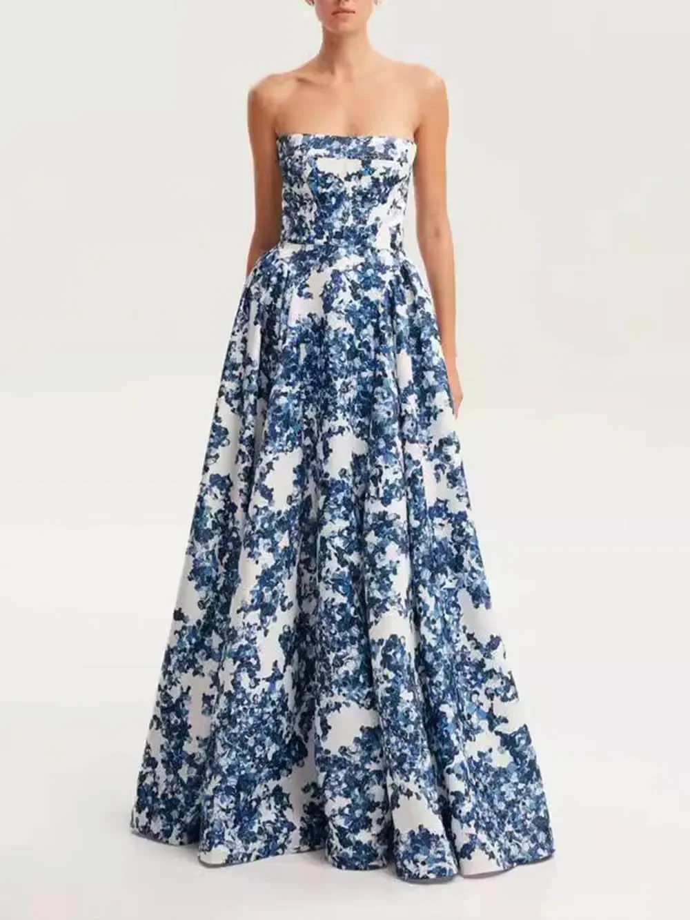 Indie | Elegant Strapless Maxi Dress - Image 7
