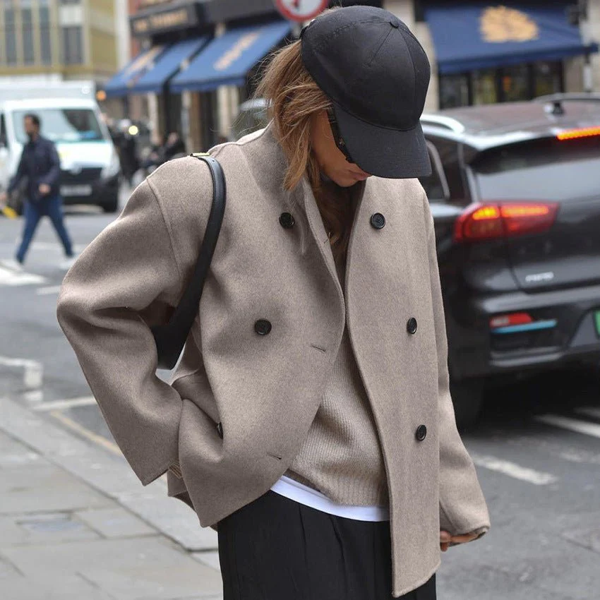 Poppy | Double-Breasted Wool Coat - Image 2